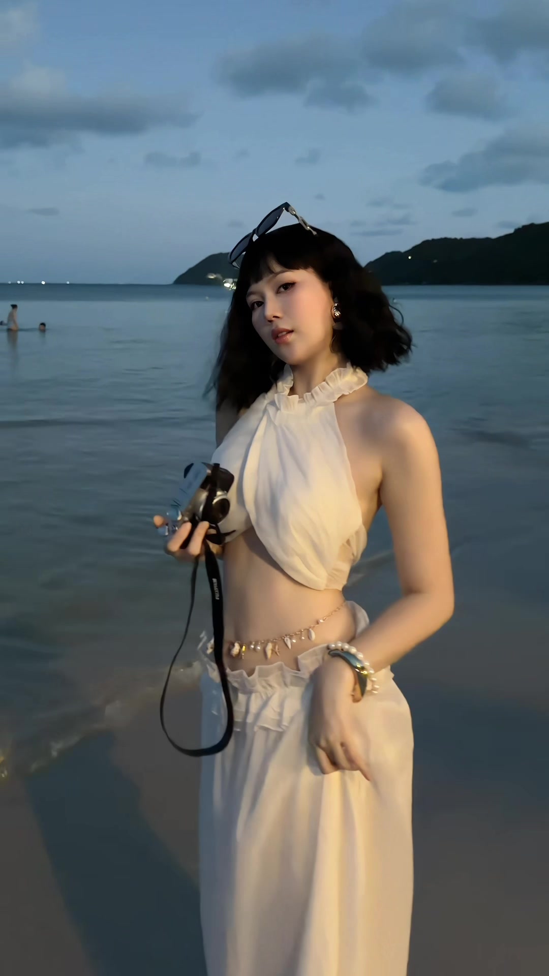 @Nguyễn Ch&acirc;m Anh