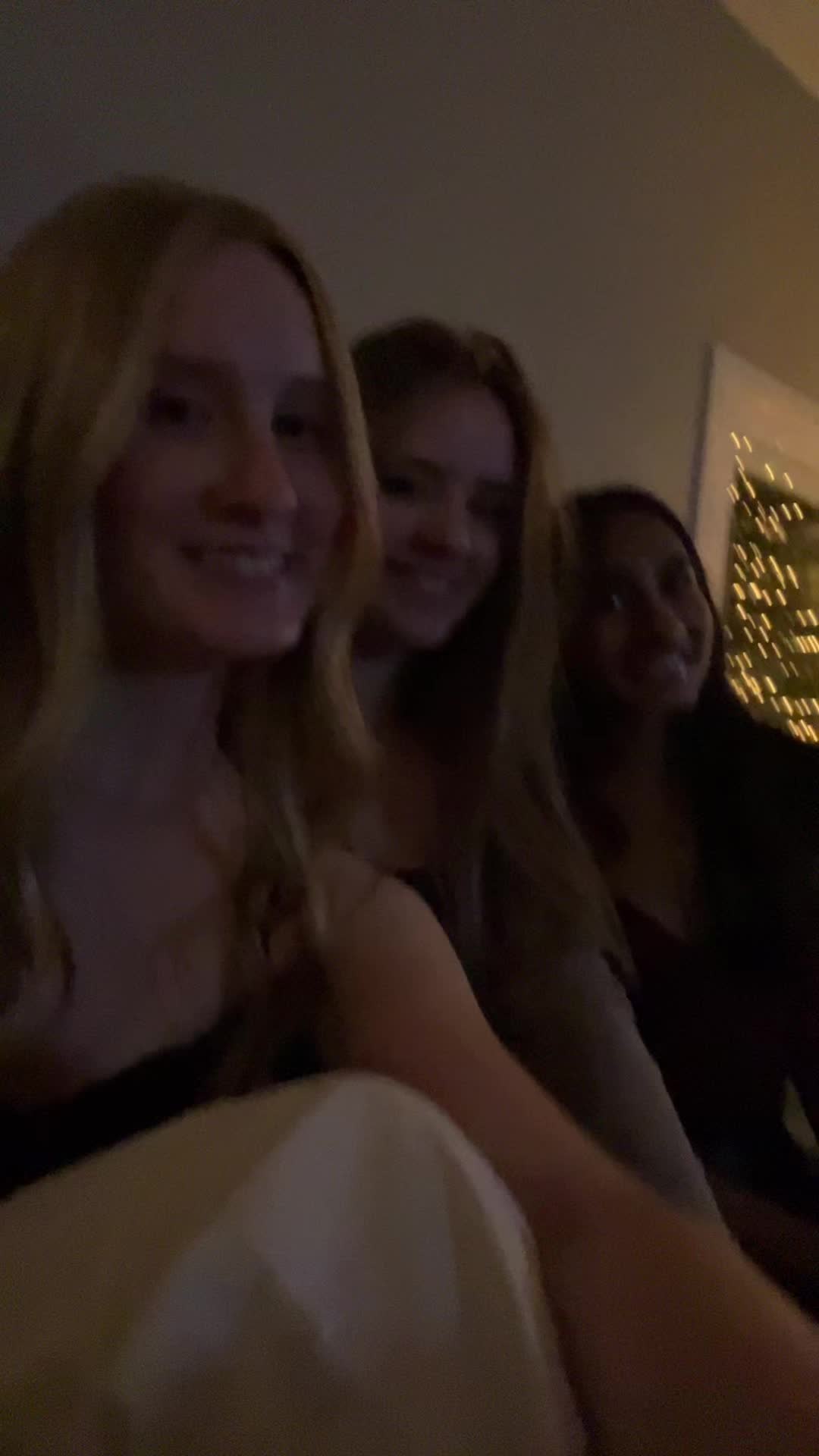 @veronica