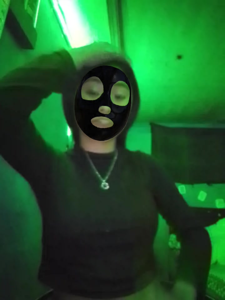 @L&auml;_cH&iuml;N&auml;&dagger;💯