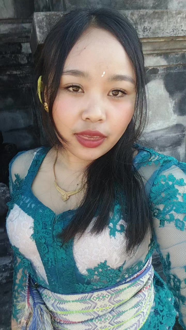 @Nadiaa