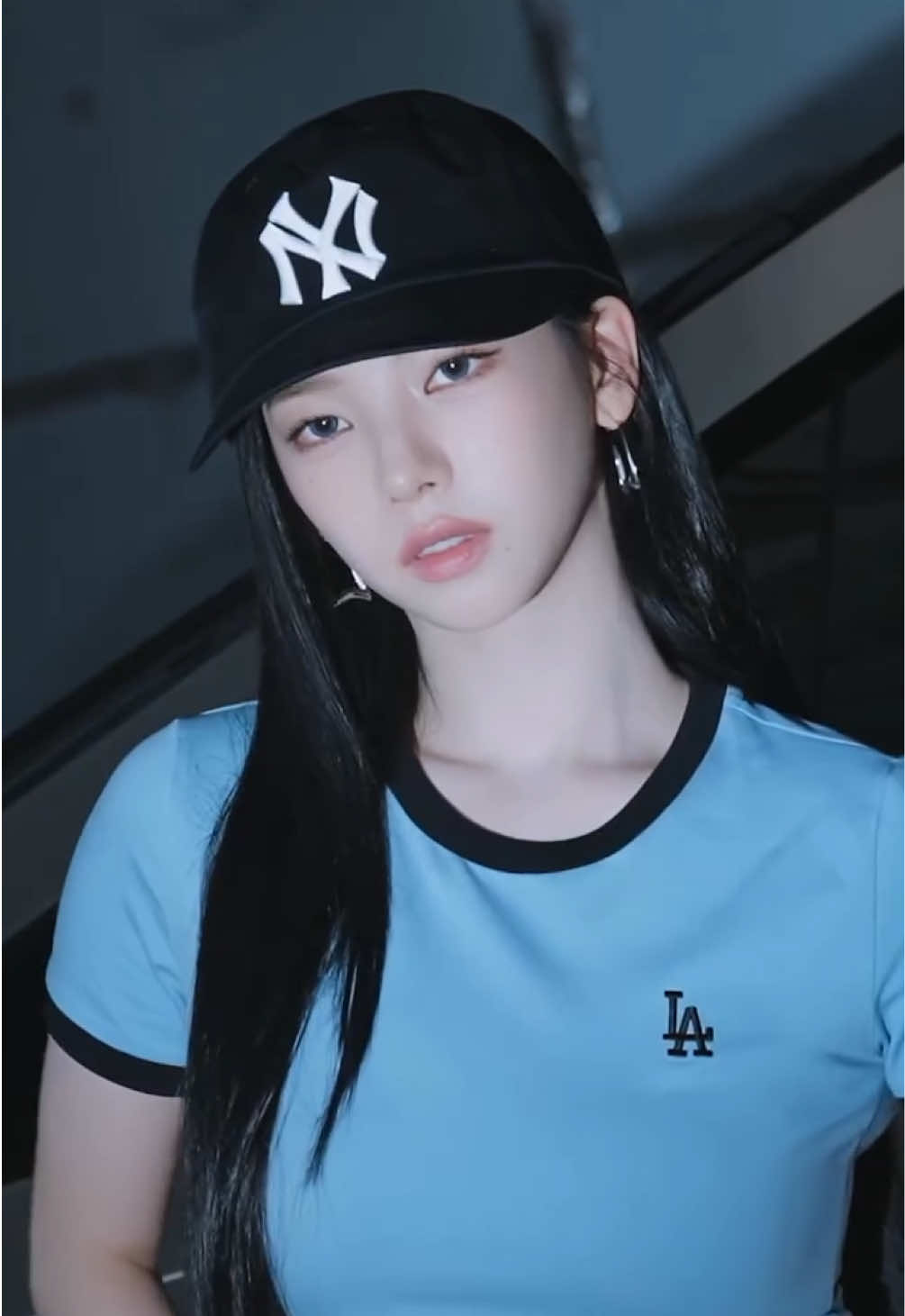 @☺︎