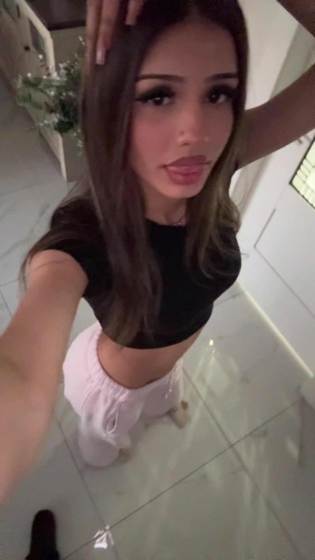@𝒮