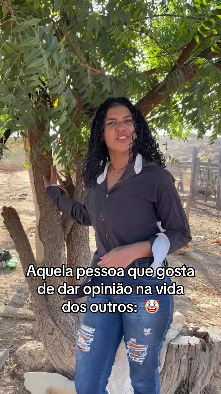 @monicadejatoba