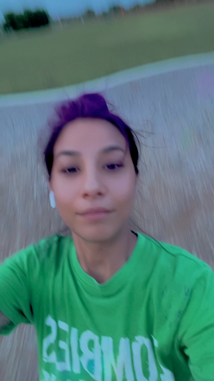 @Zombiee 🧟&zwj;♀️