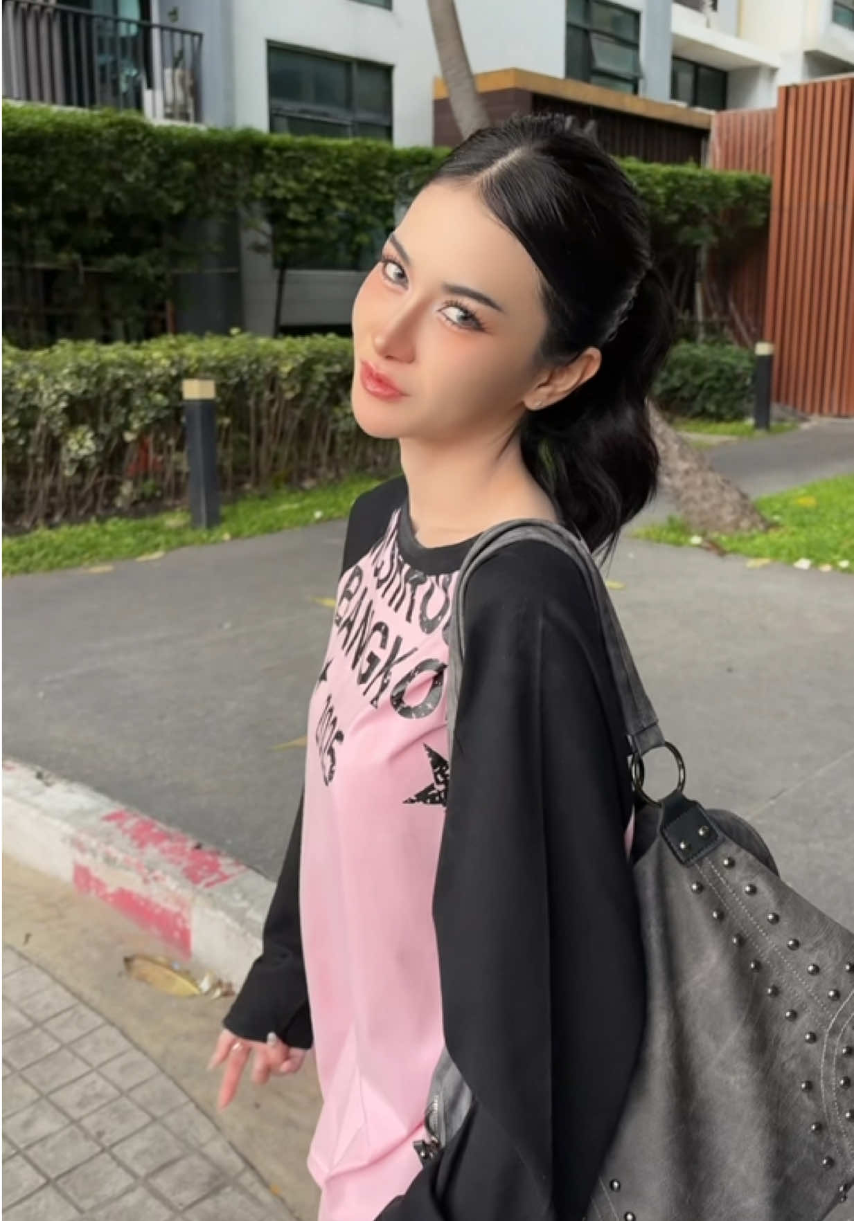 @ฟ้า จิตรลดา