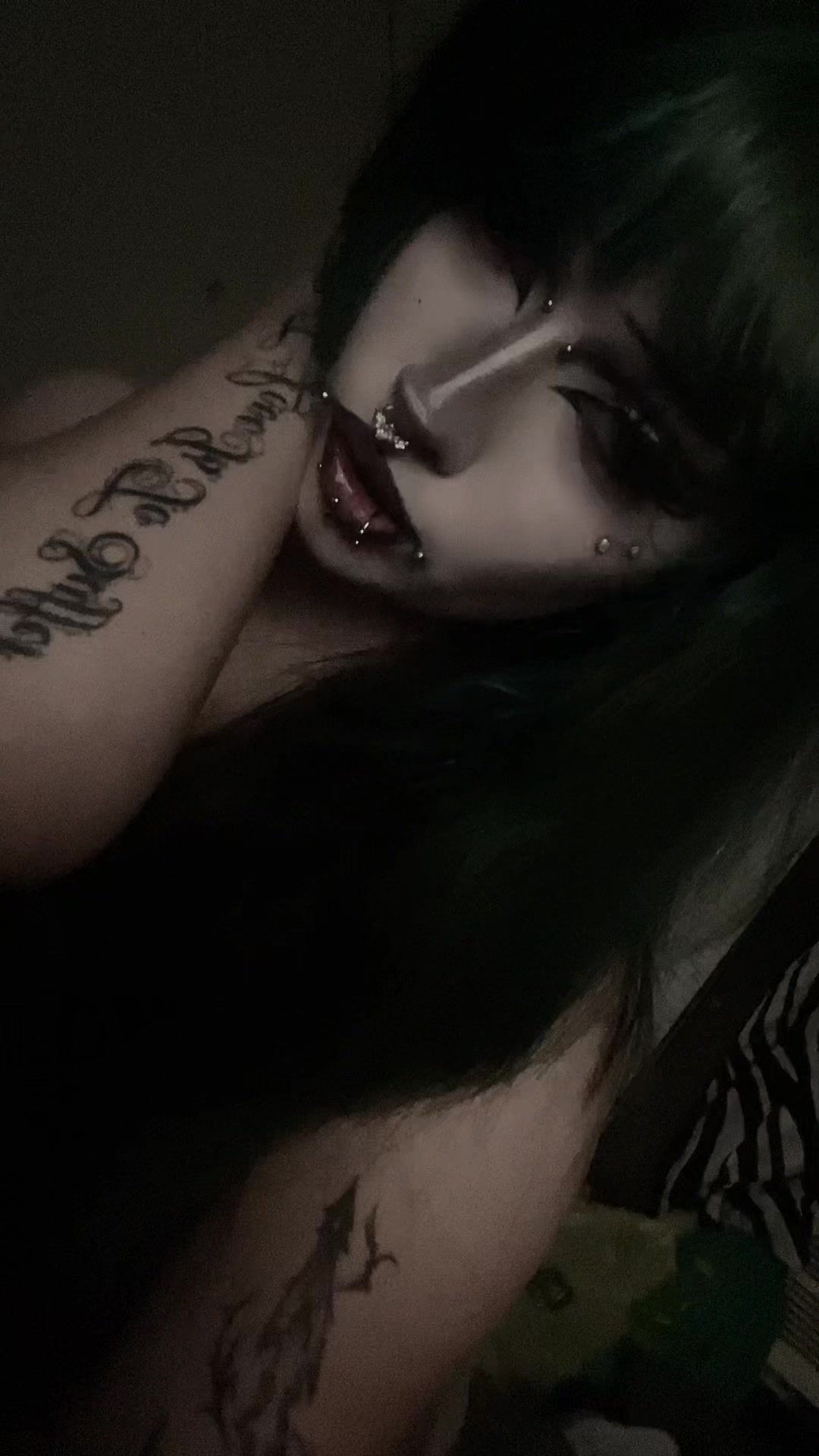 @Haily🗝️