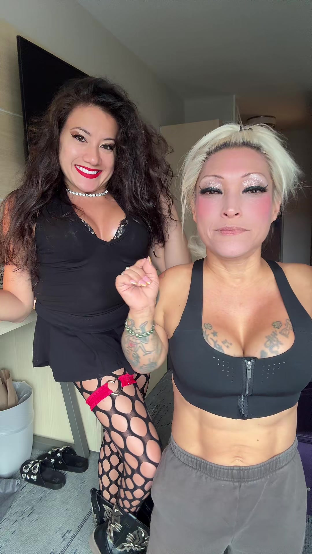 @lovelilahart