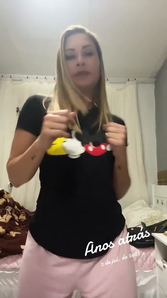 @Vivi Santos