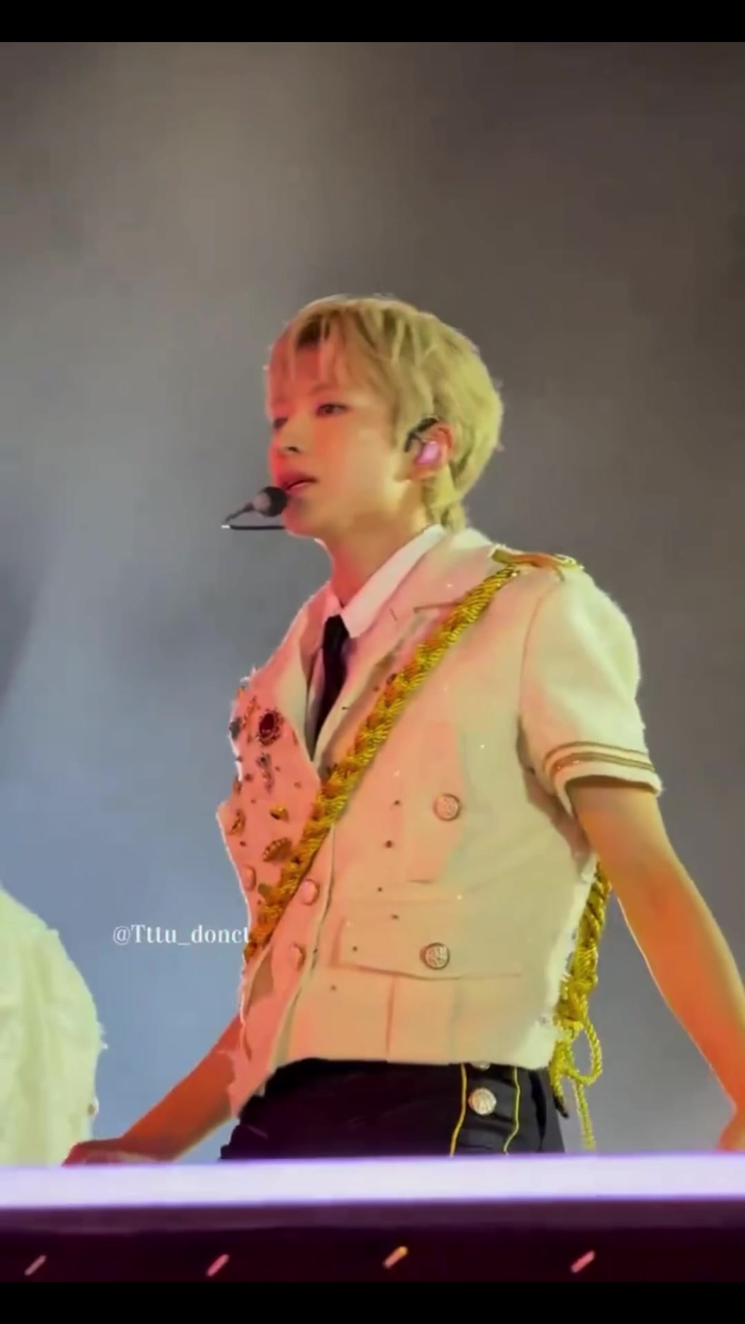 @໊