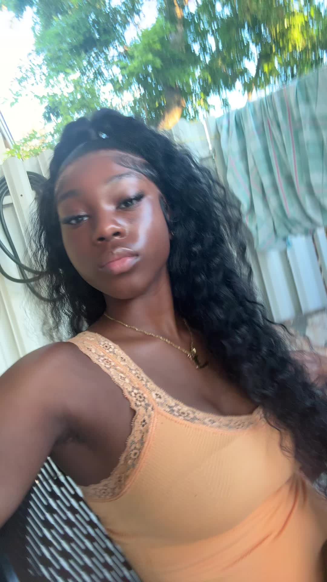 @L’ 🫦