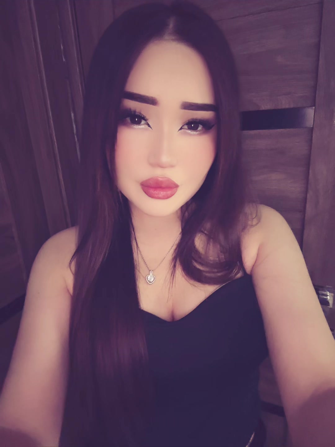 @𝒜𝓃𝓏𝒽ℯ𝓁𝒾𝓀𝒶🎀