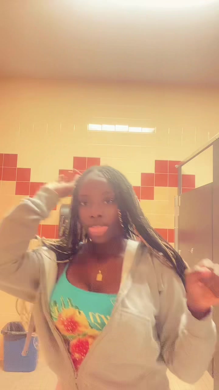 @🔒