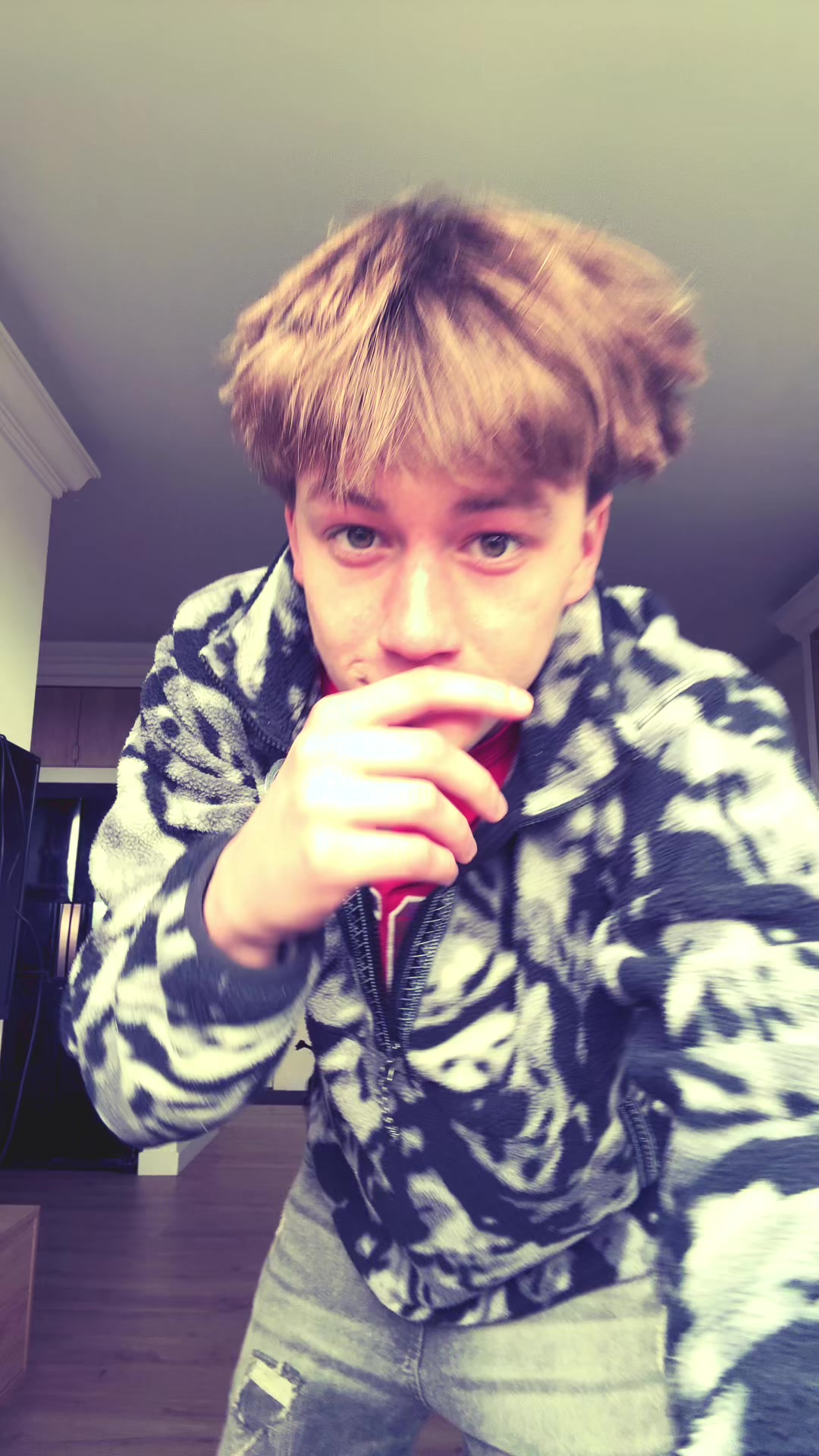 @910YOUNG