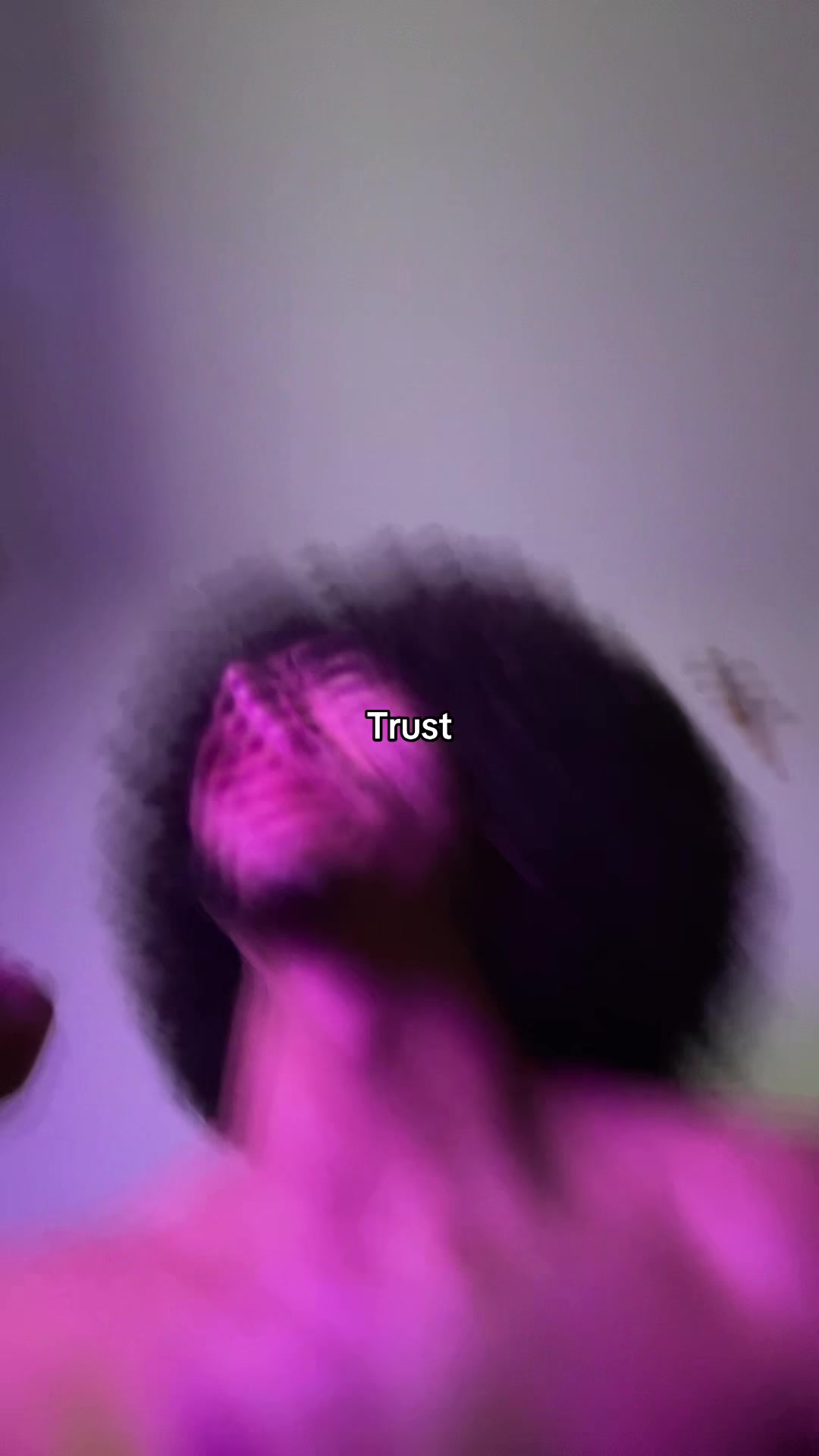 @neuvess_