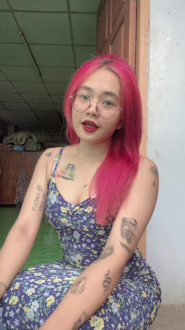 @Tin Zar Naing(Official acc)🌺