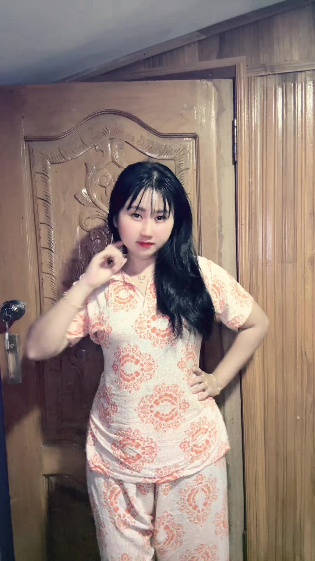 @Thae Su Zaw🌸