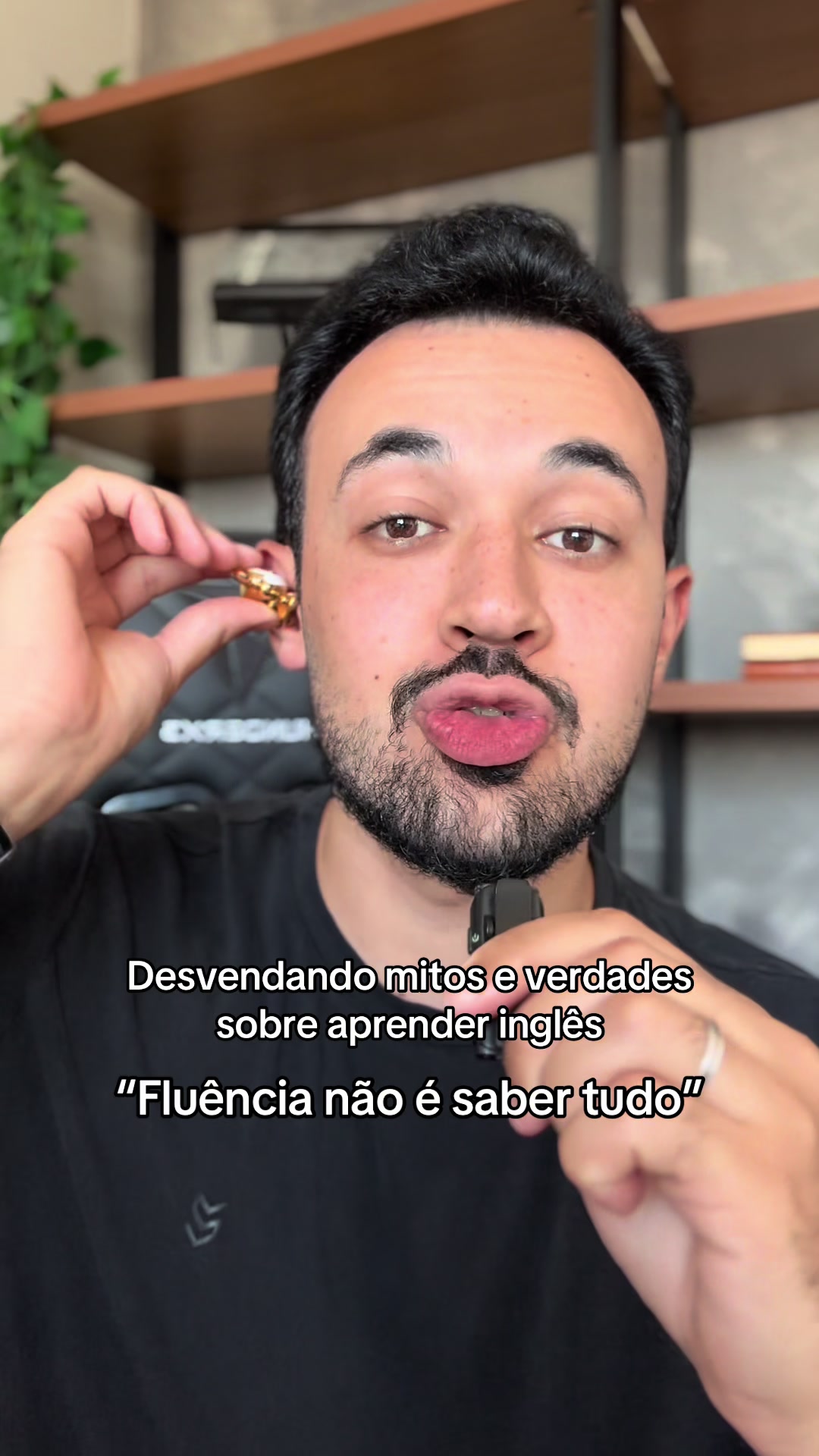 @Ingl&ecirc;s com Vin&iacute;cius