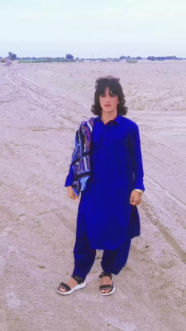 @🇲 مــــانـــــی گل خواژہ🇦
