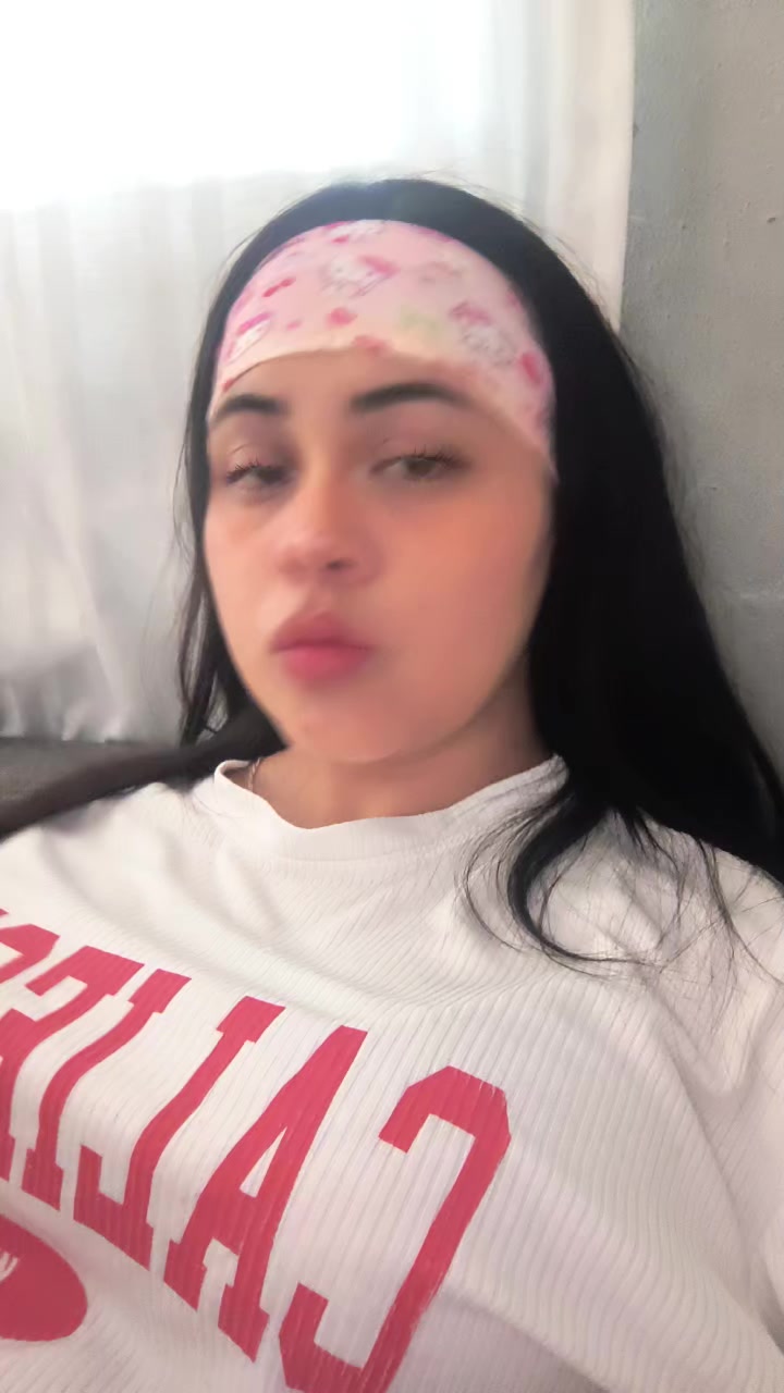 @May🦋❣️