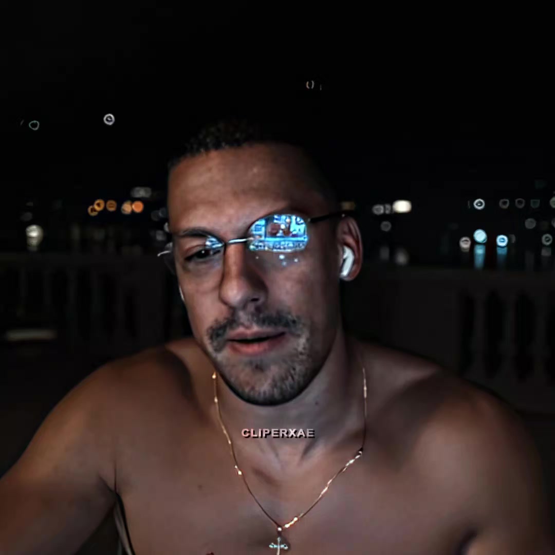 @𝘾𝙡𝙞𝙥𝙚𝙧𝙓