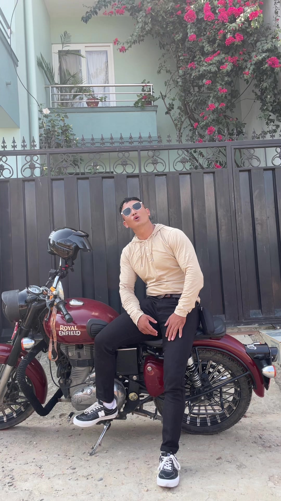 @Gurung