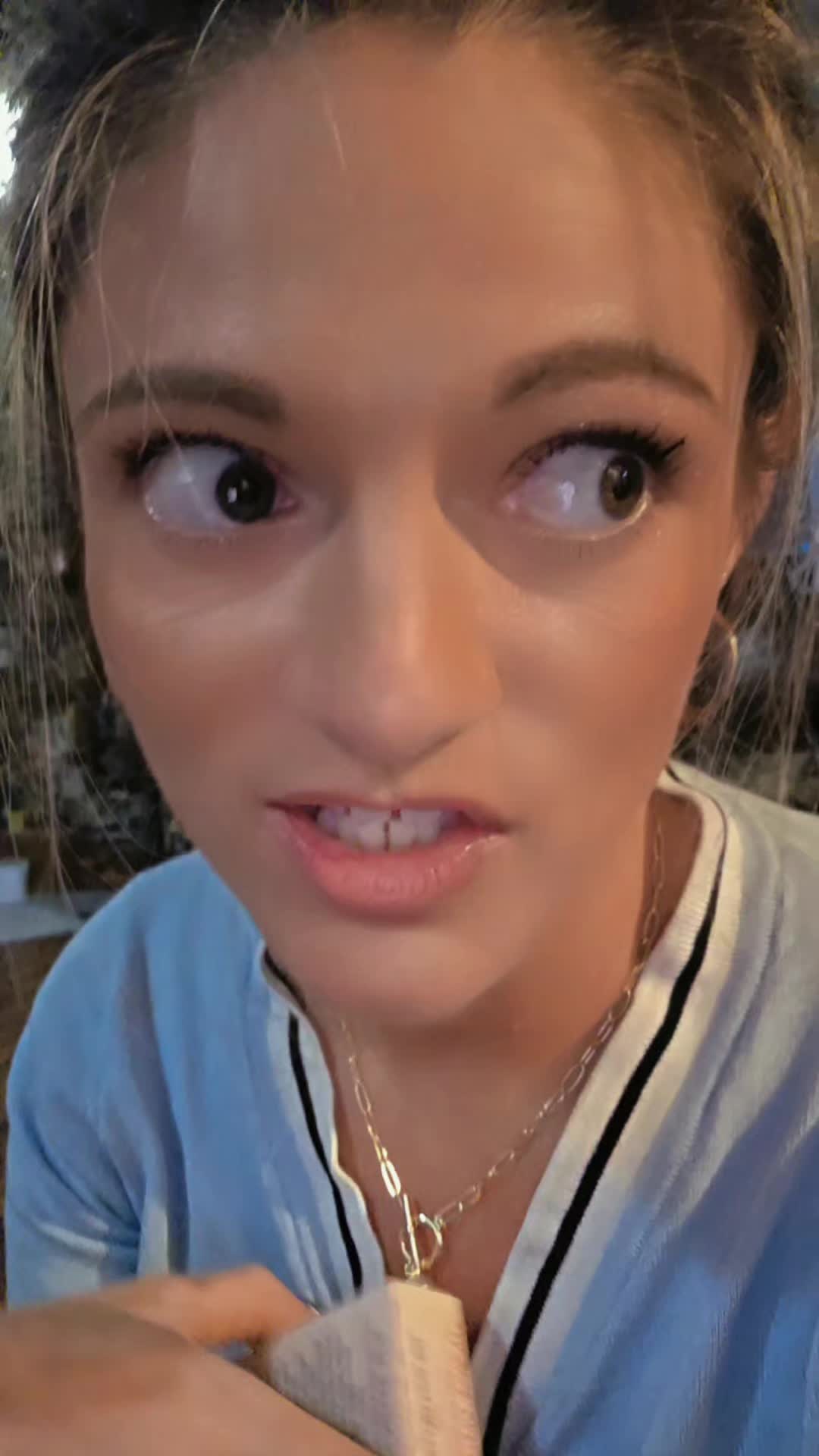 @Nicci G