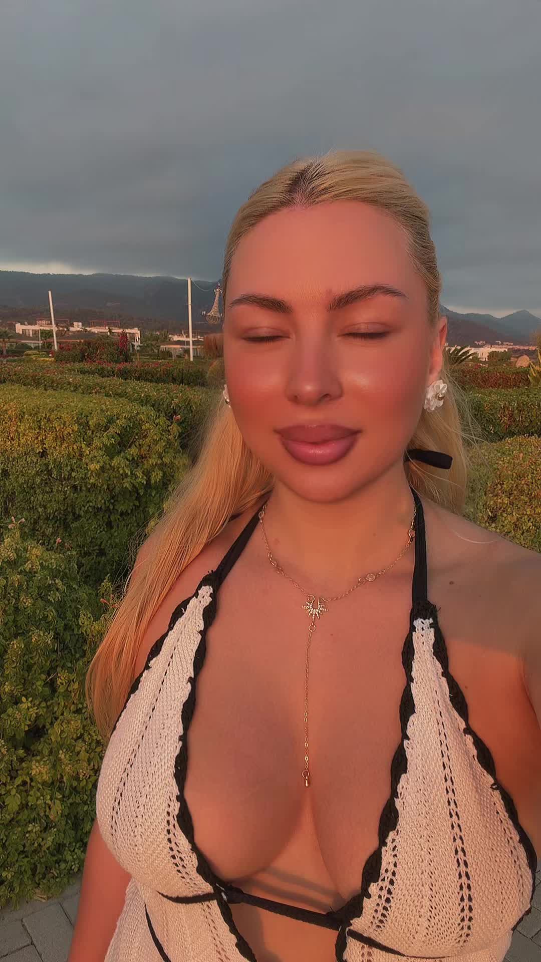 @Ally💜🦋💜