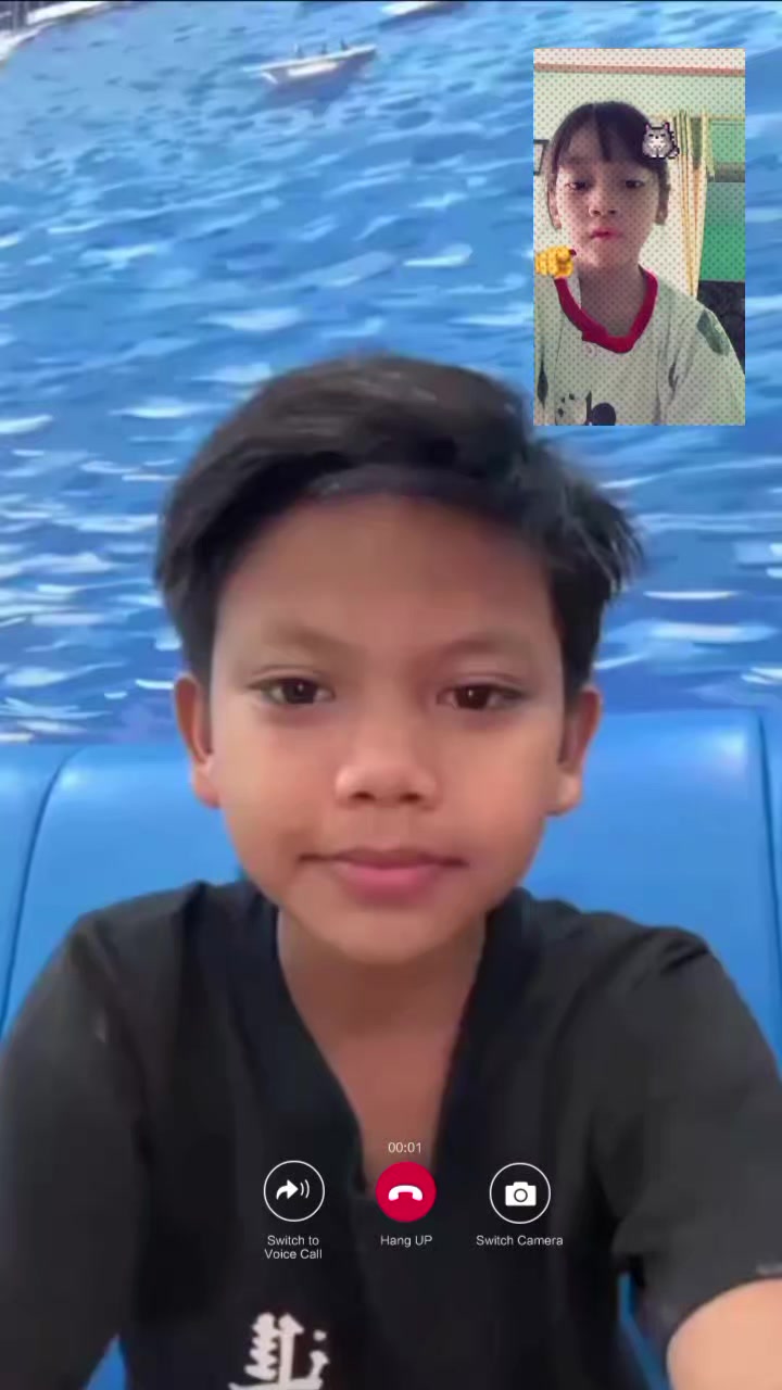 @Tutik A R E M A 😘