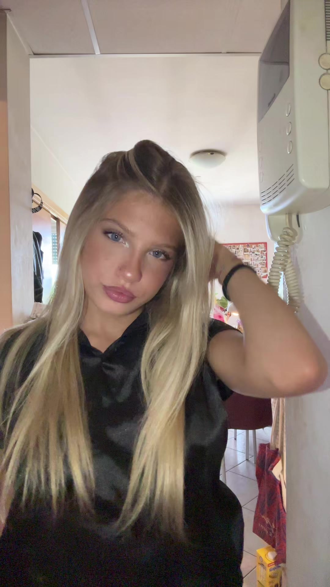 @vi