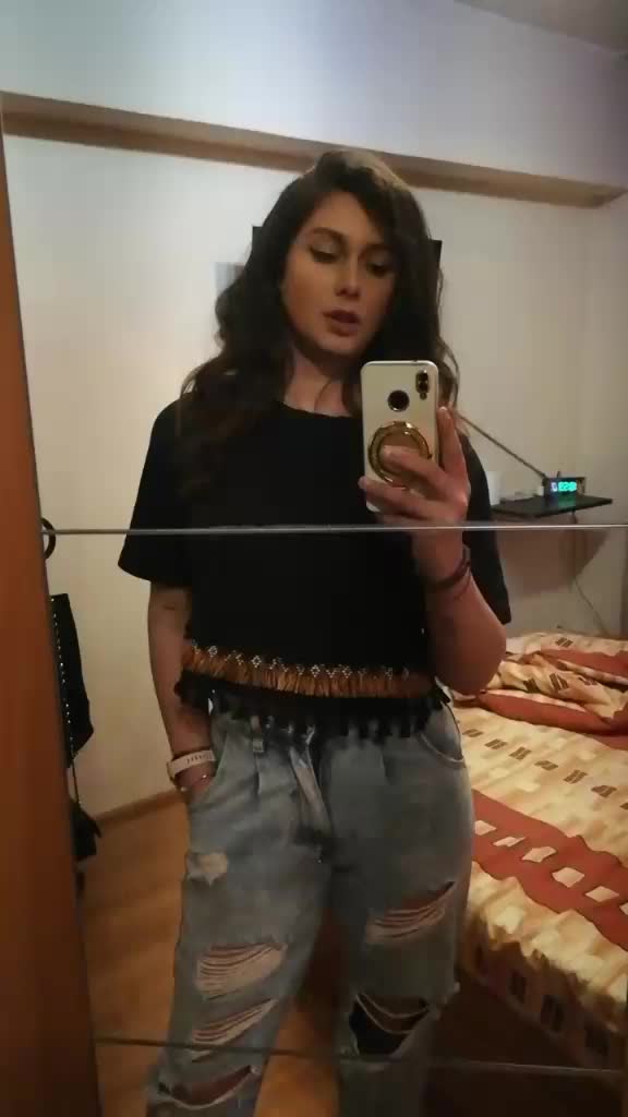 @🐝Maddy🐝