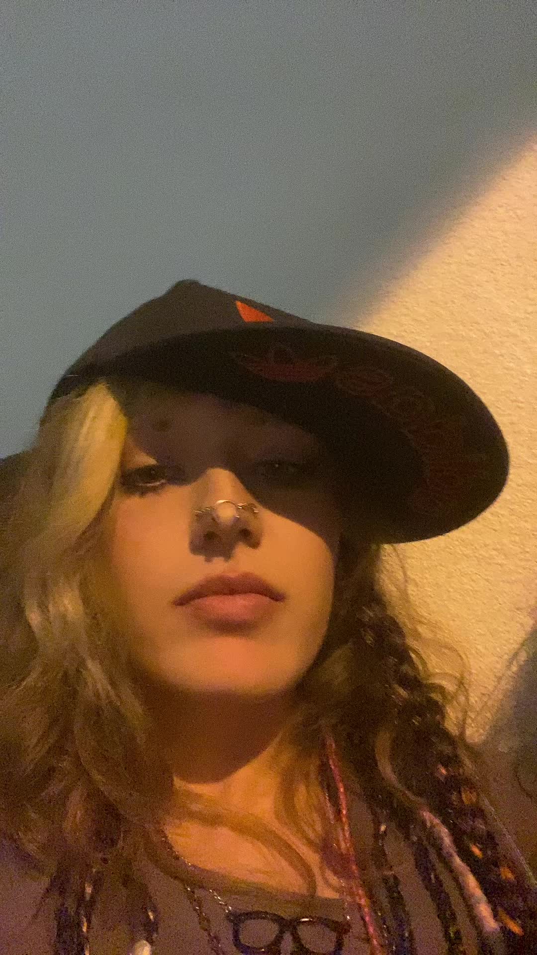 @freeLabubu