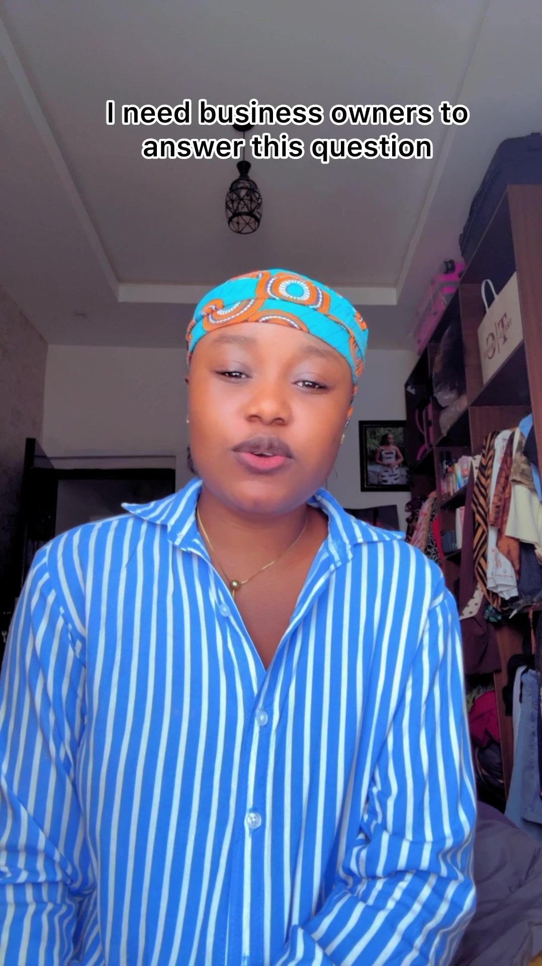 @theprettyarike