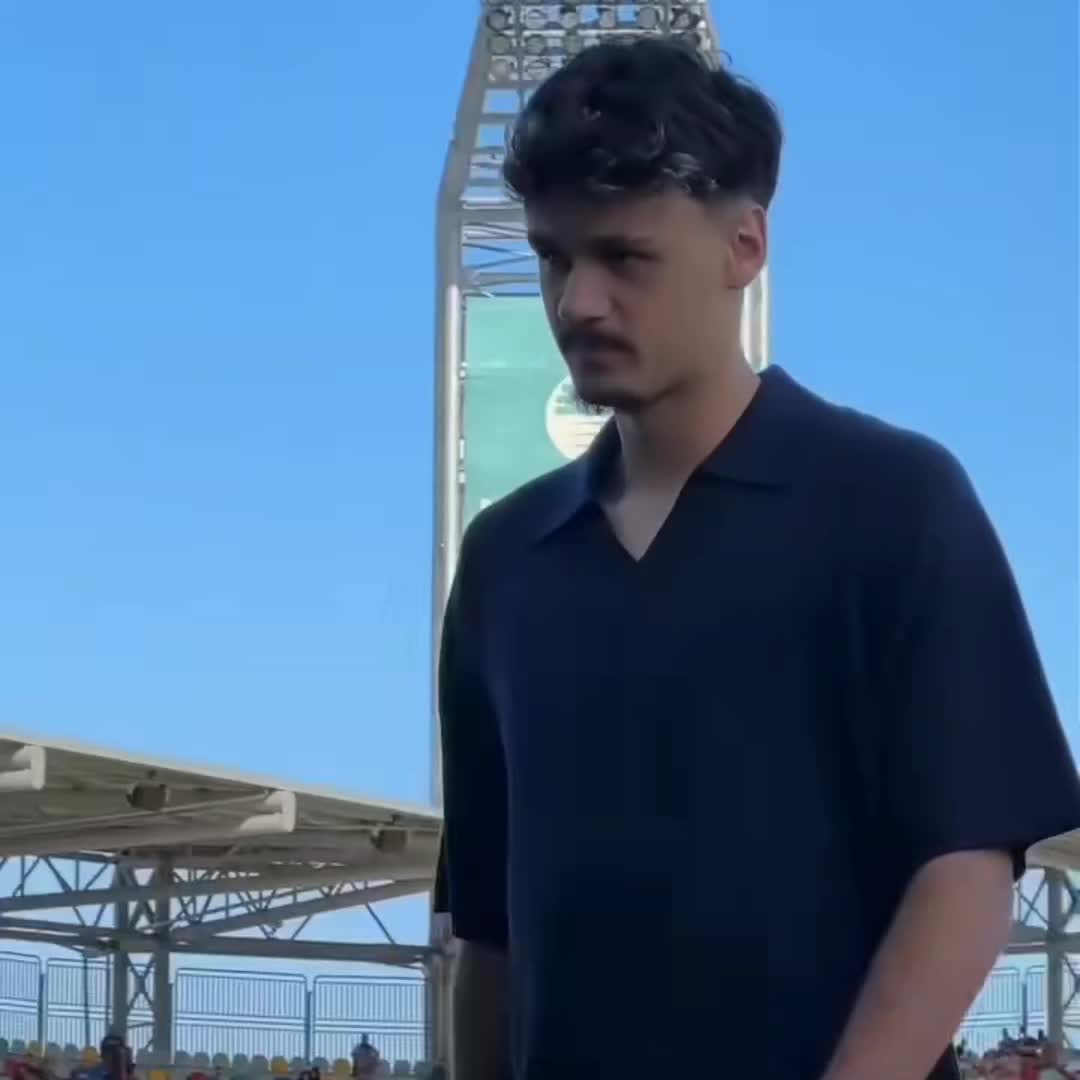 @🤍
