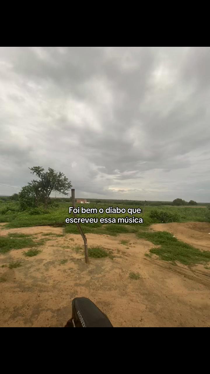 @ayanne_mariaa
