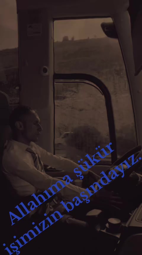 @( espiyeli genç kaptan )