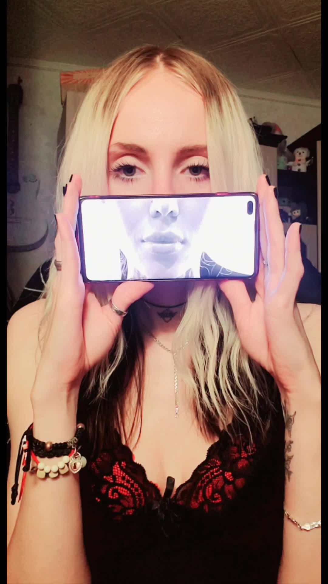@Ksenia🦋