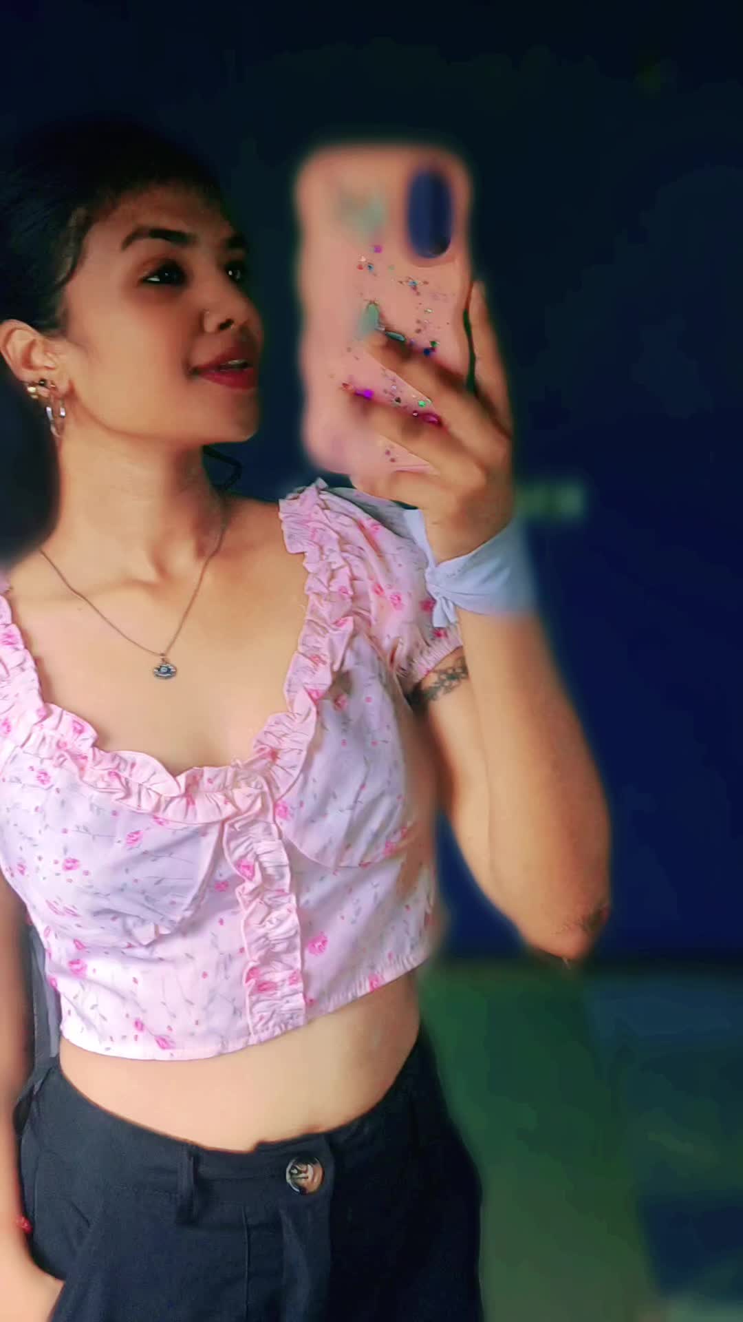 @_Vandhana🌺❤️
