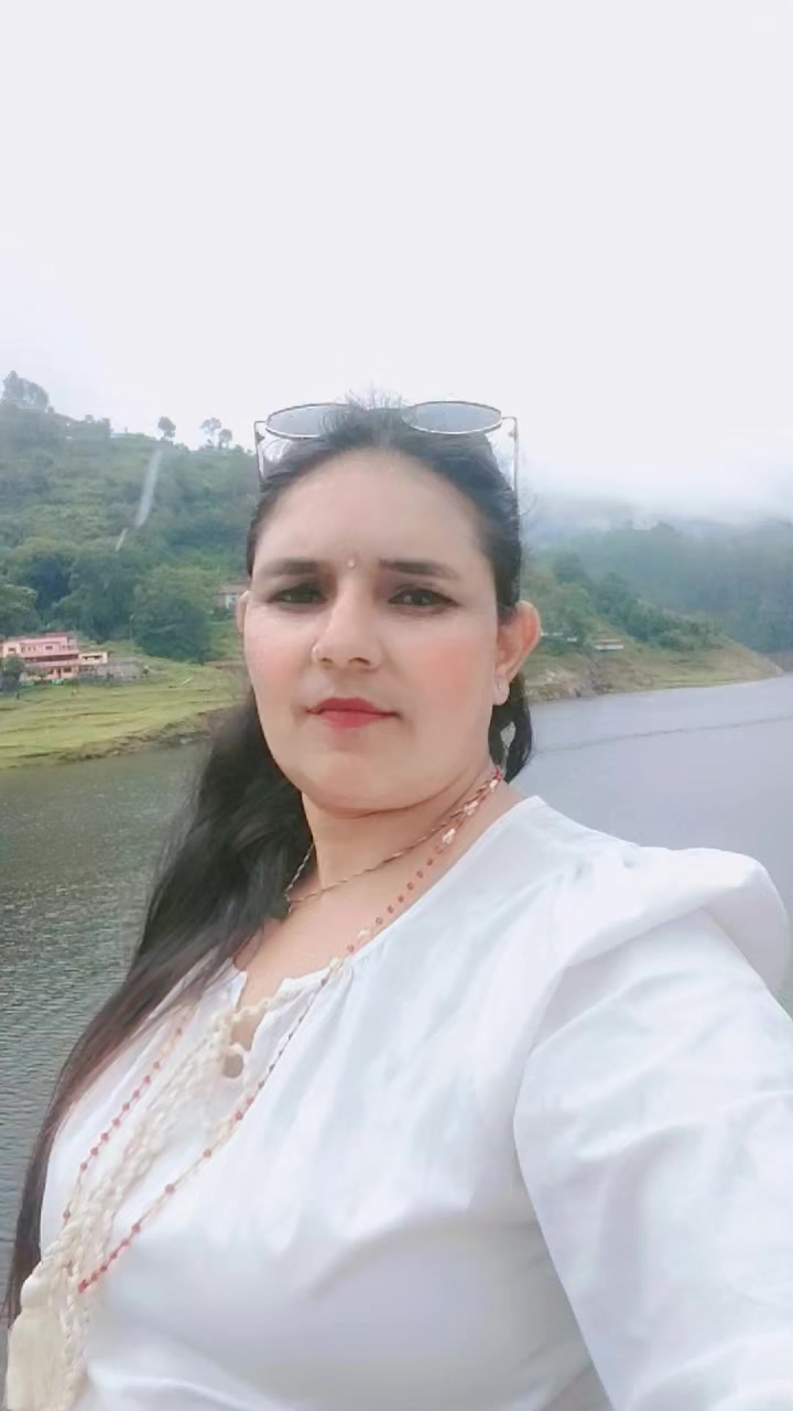@🎤गायिका लक्ष्मी पराजुली ♥️