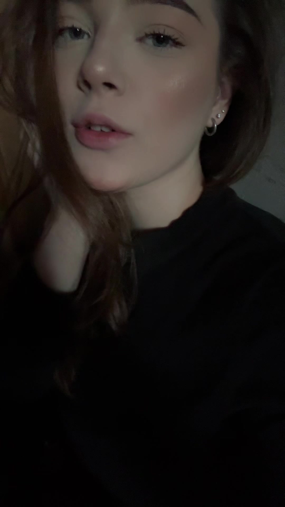 @полина