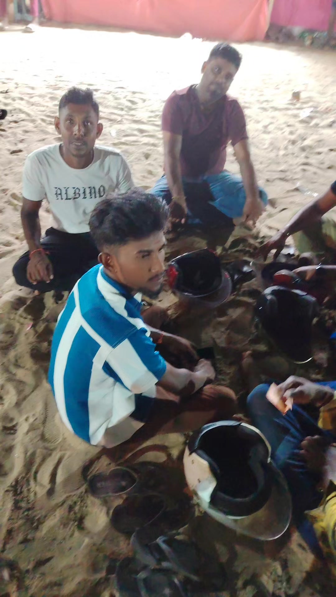 @⛱️🤗smartboy🧑&zwj;🎄⛱️