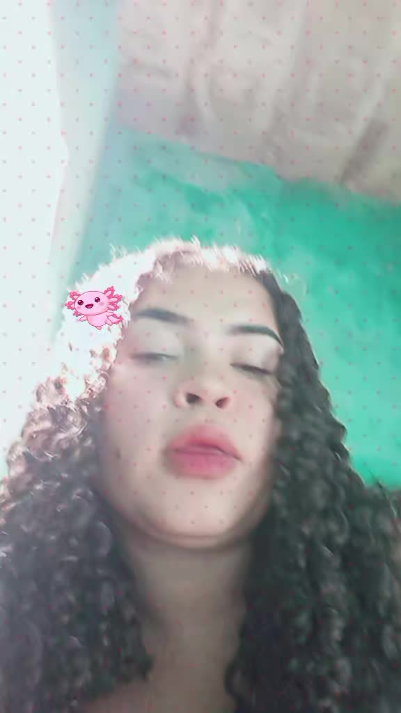 @𝙰𝚗𝚊𝚑🎀