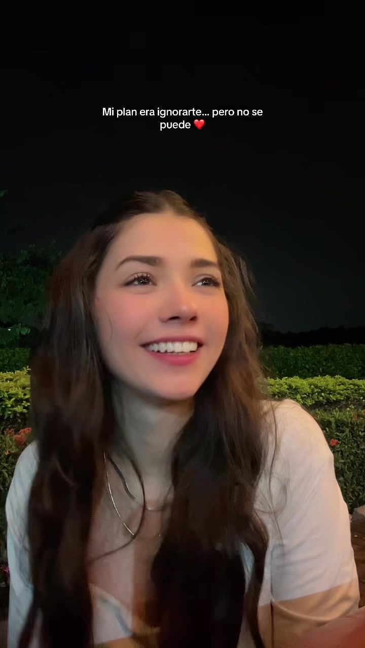 @Elva León