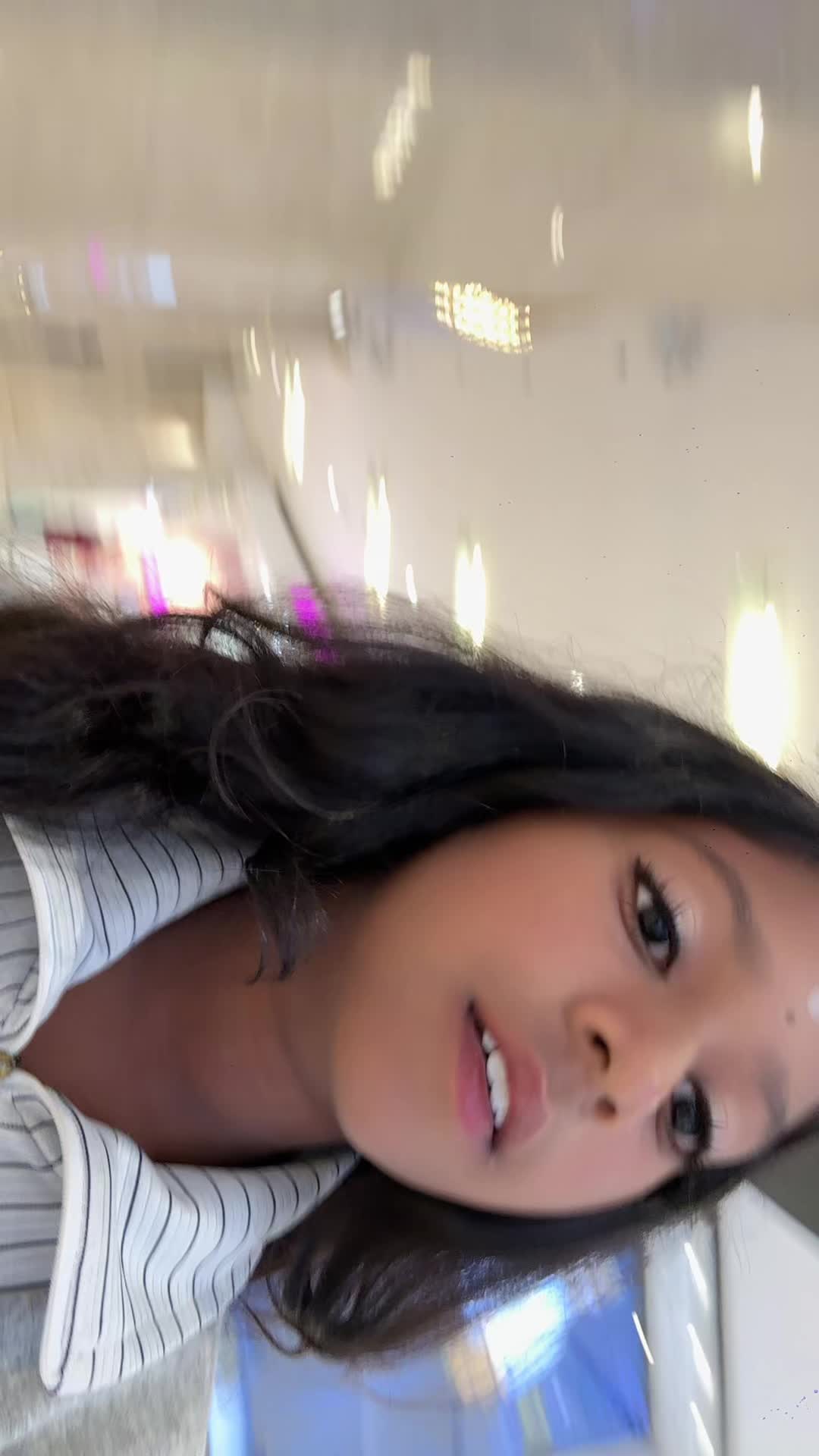 @Aarthi🩵🖤🍪👻