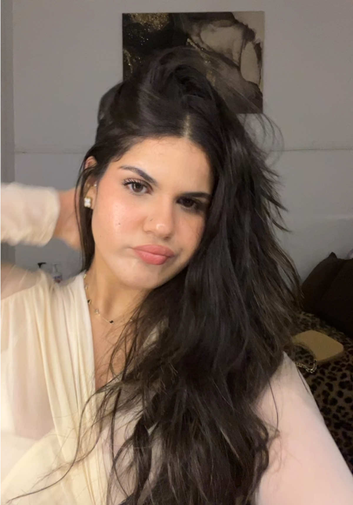 @realtalkwithamira