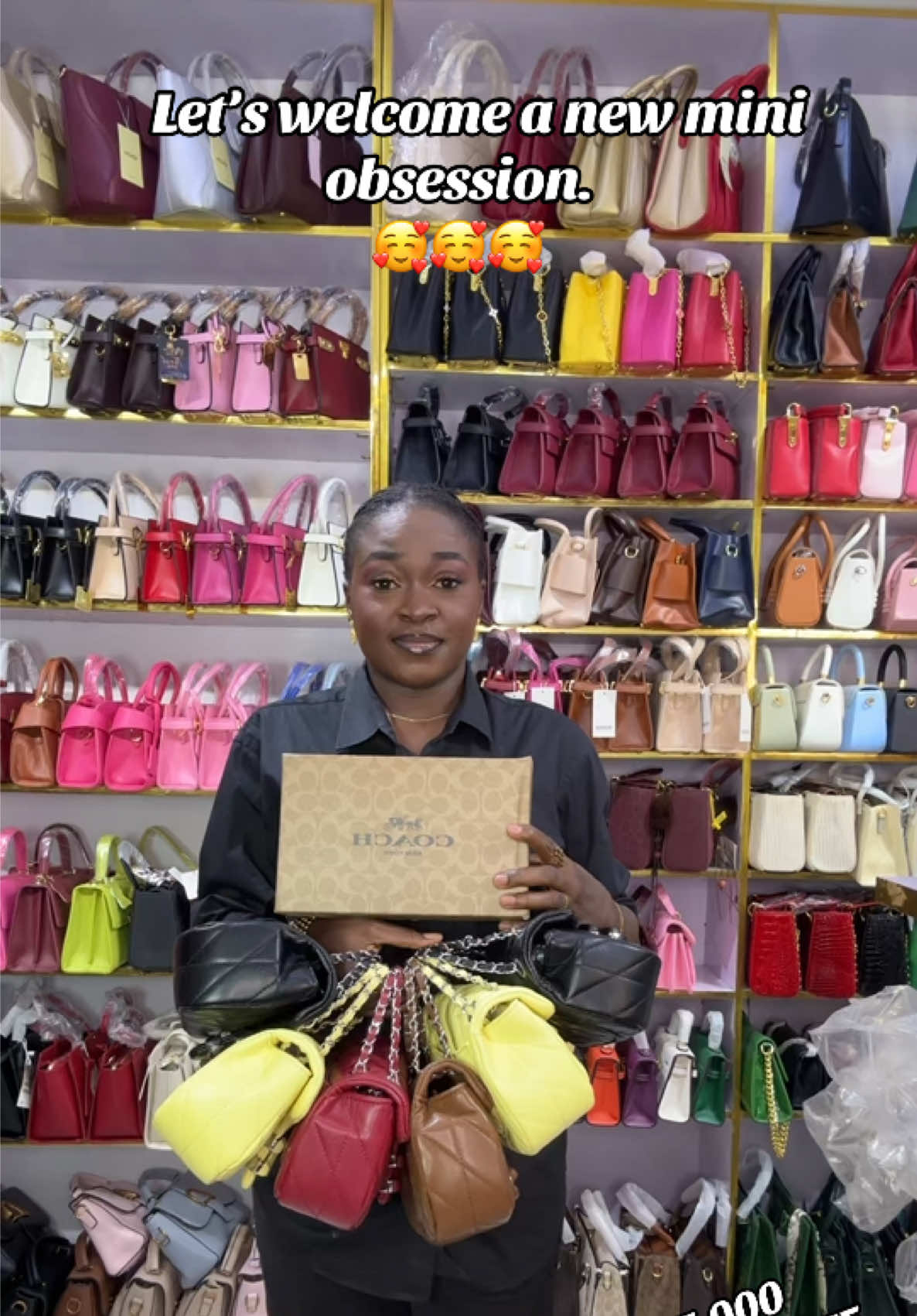 @Bag Vendor In Kaduna
