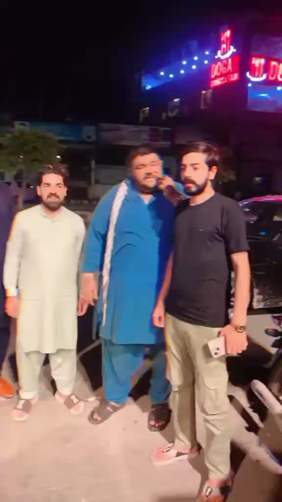 @LAHORI PALWAN