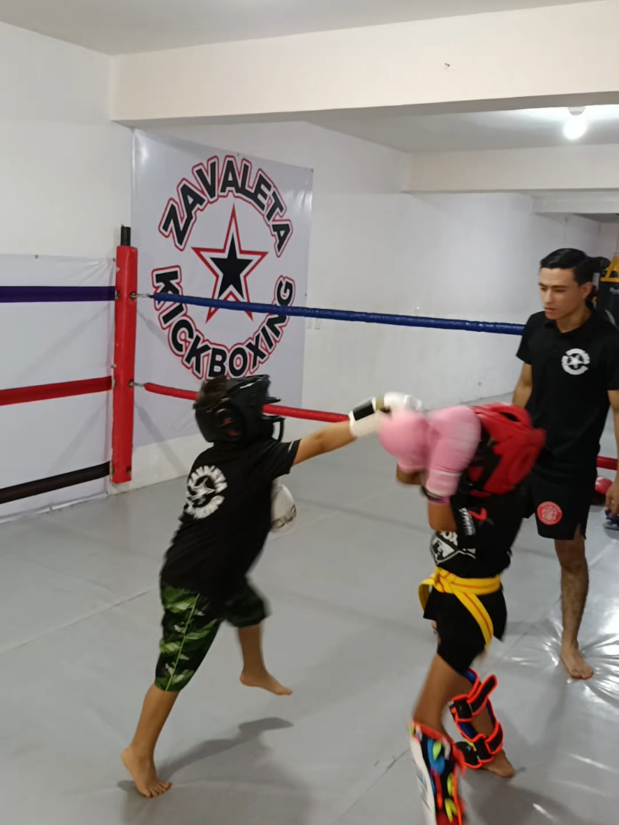 @ZavaletaKickboxing_mma