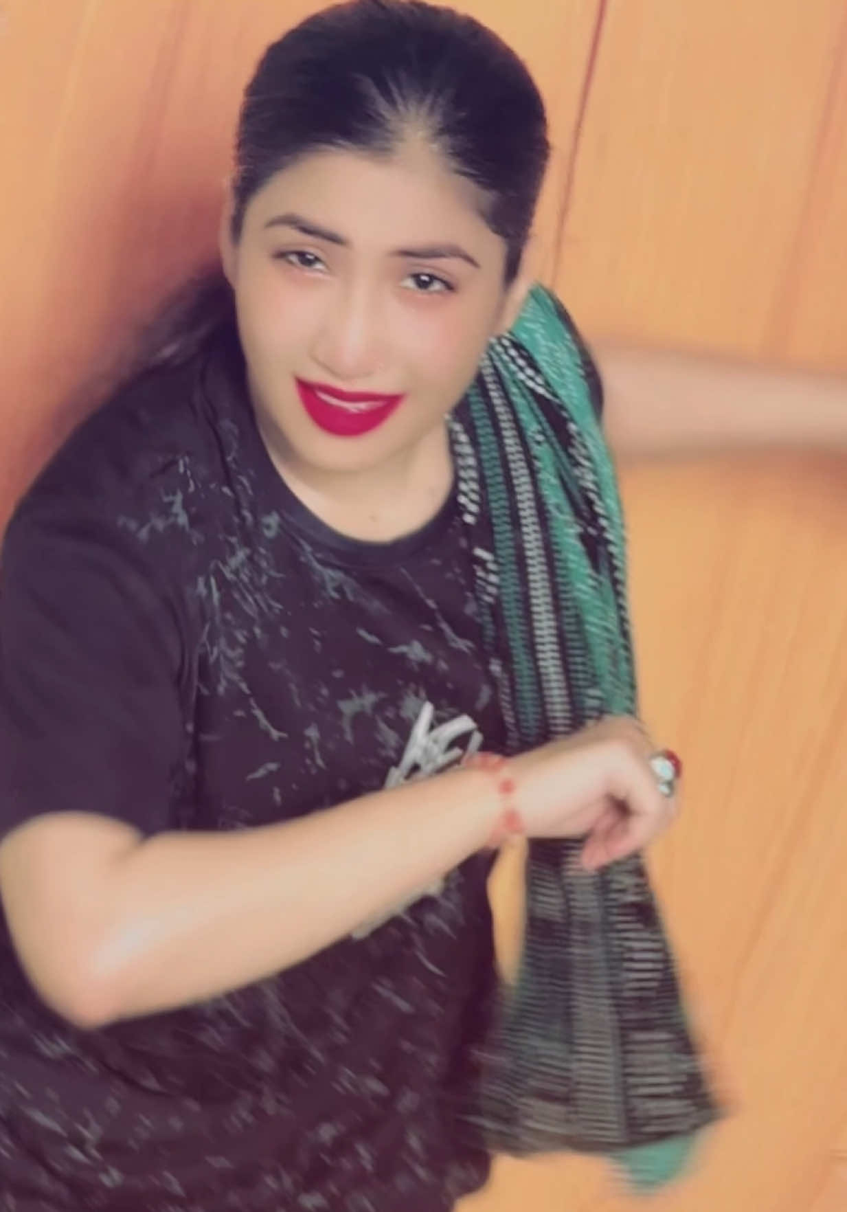 @Mahii_💔_Khan