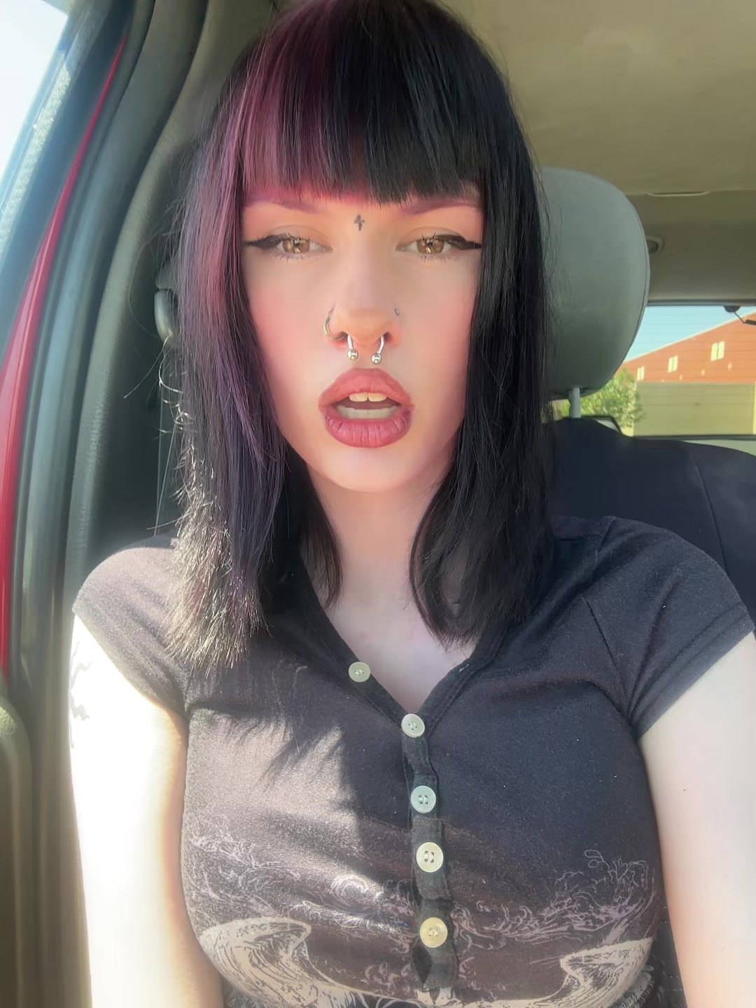 @ᴸⁱˡˡʸ