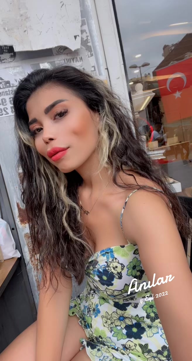 @Zeyna